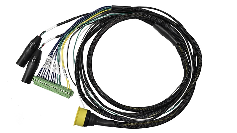 觸控屏線束定制加工：凱佰樂以匠心賦能智能設(shè)備“神經(jīng)網(wǎng)絡(luò)”